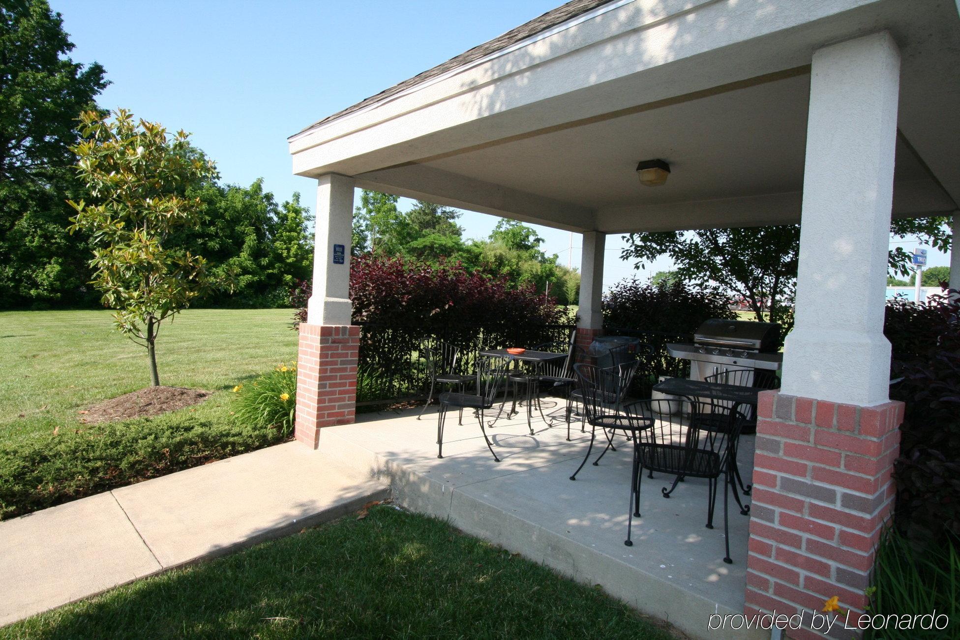 Candlewood Suites Louisville Airport By Ihg Exterior foto